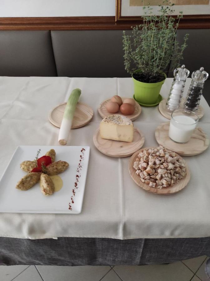 Girasole Grazioli 47 Bed & Breakfast Тренто Екстериор снимка